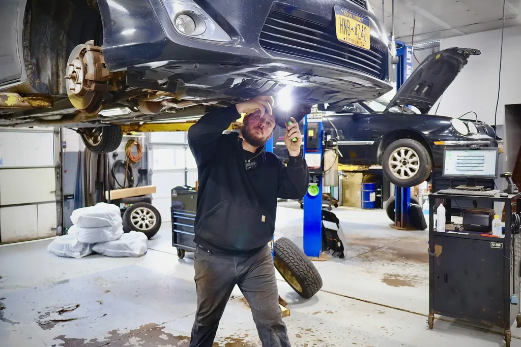 Neighborhood Car Care Experts | Auto Repair Experts in Williamsville and Elma
